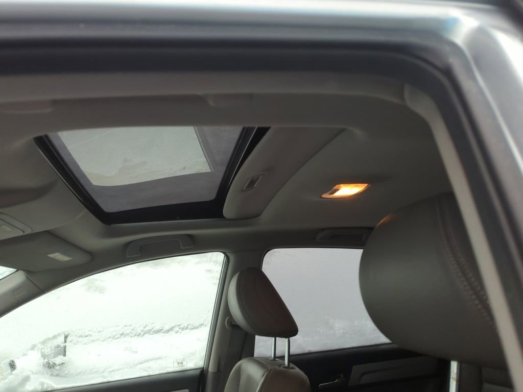 Used 2010 Honda CR-V EX-L image 6