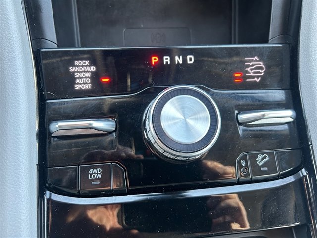 Used 2023 Jeep Grand Cherokee L Overland w/ Luxury Tech Group IV image 26