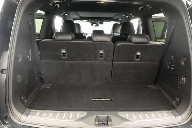Used 2025 Nissan Armada PRO-4X w/ Pro-4X Premium Package AWD/4WD image 16