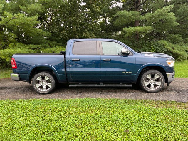Used 2022 RAM 1500 Laramie AWD/4WD image 2