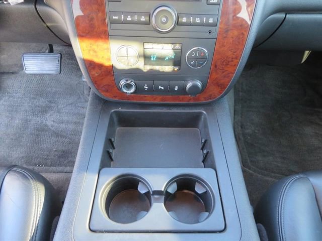 Used 2013 Chevrolet Avalanche LT w/ All-Star Edition image 23