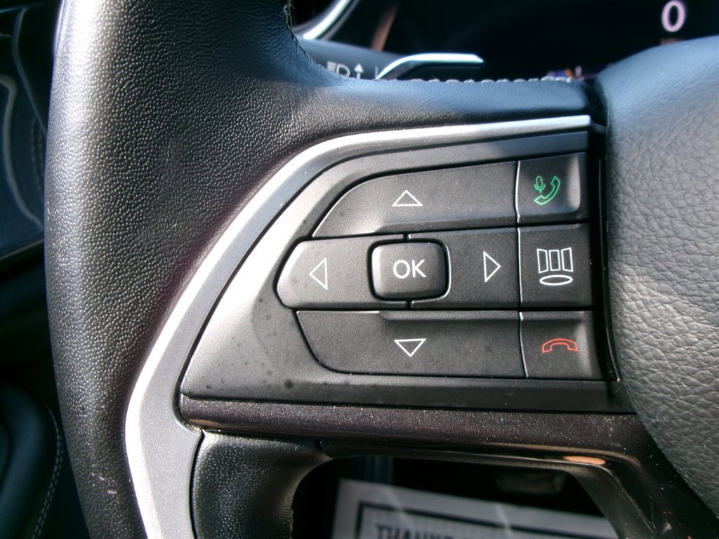 Used 2022 Jeep Grand Cherokee Laredo w/ Luxury Tech Group I image 18