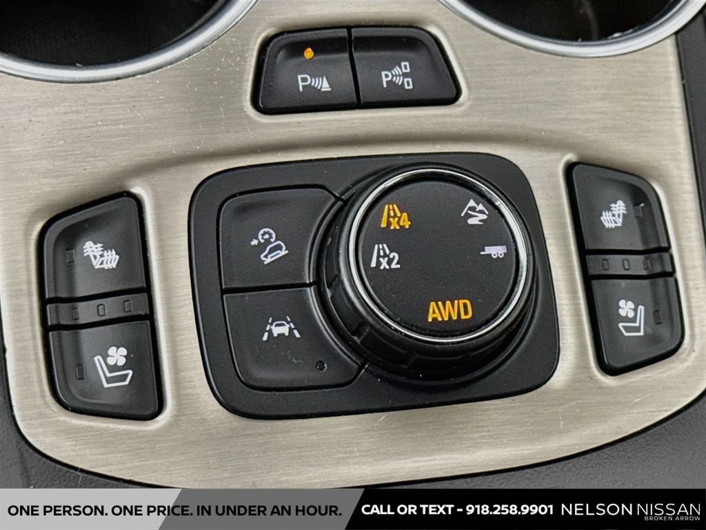 Used 2020 GMC Terrain Denali w/ Denali Premium Package AWD/4WD image 21
