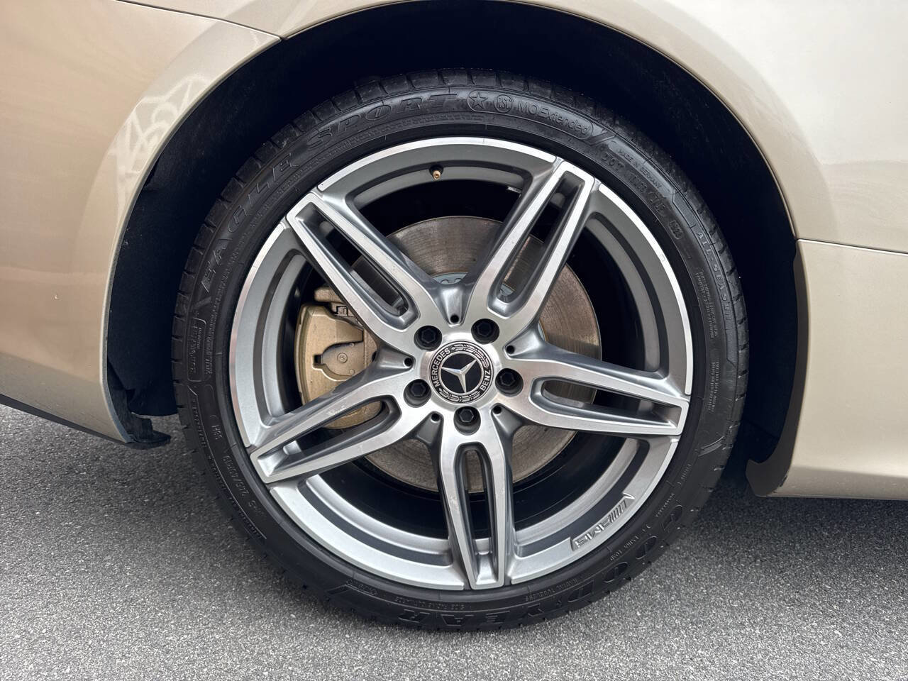Used 2019 Mercedes-Benz E 450 E 450 2dr Coupe w/ AMG Line Package image 36
