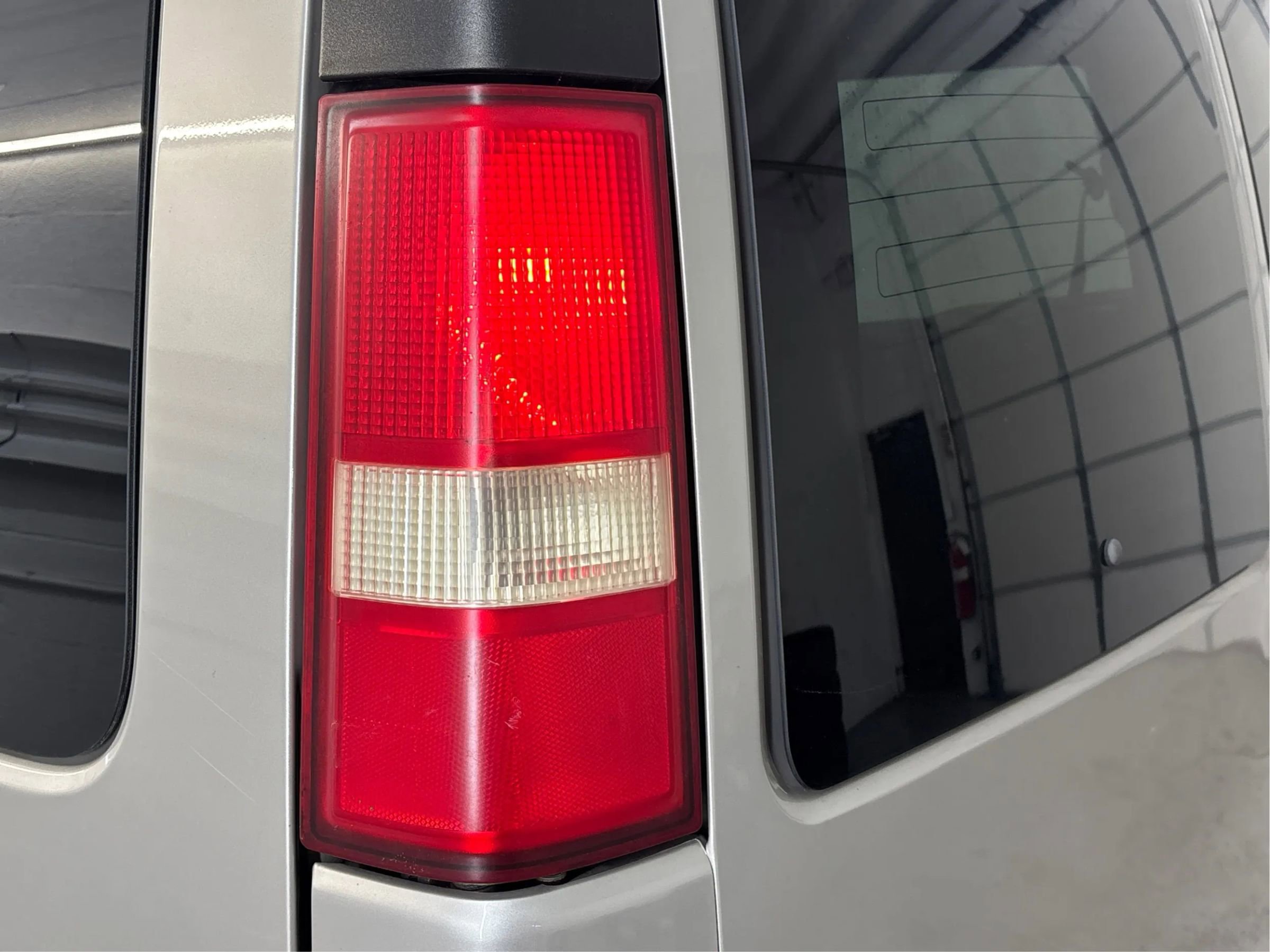 Used 2008 GMC Savana 3500 Extended Passenger w/ LT Preferred Equipment Group image 31