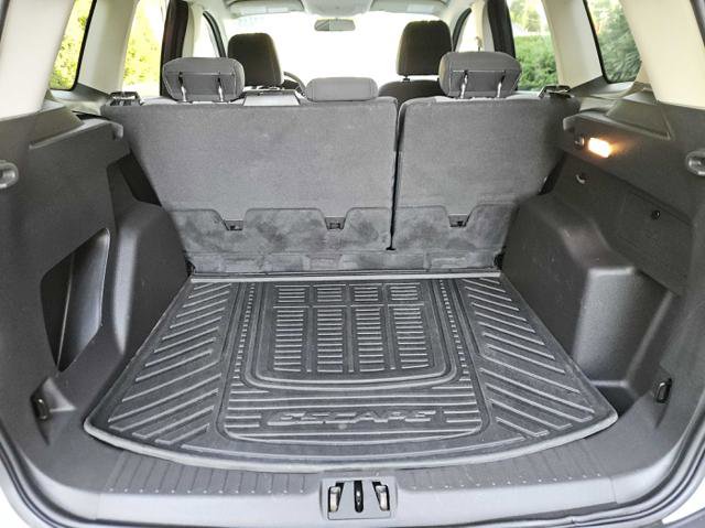 Used 2017 Ford Escape SE w/ Equipment Group 201A image 25