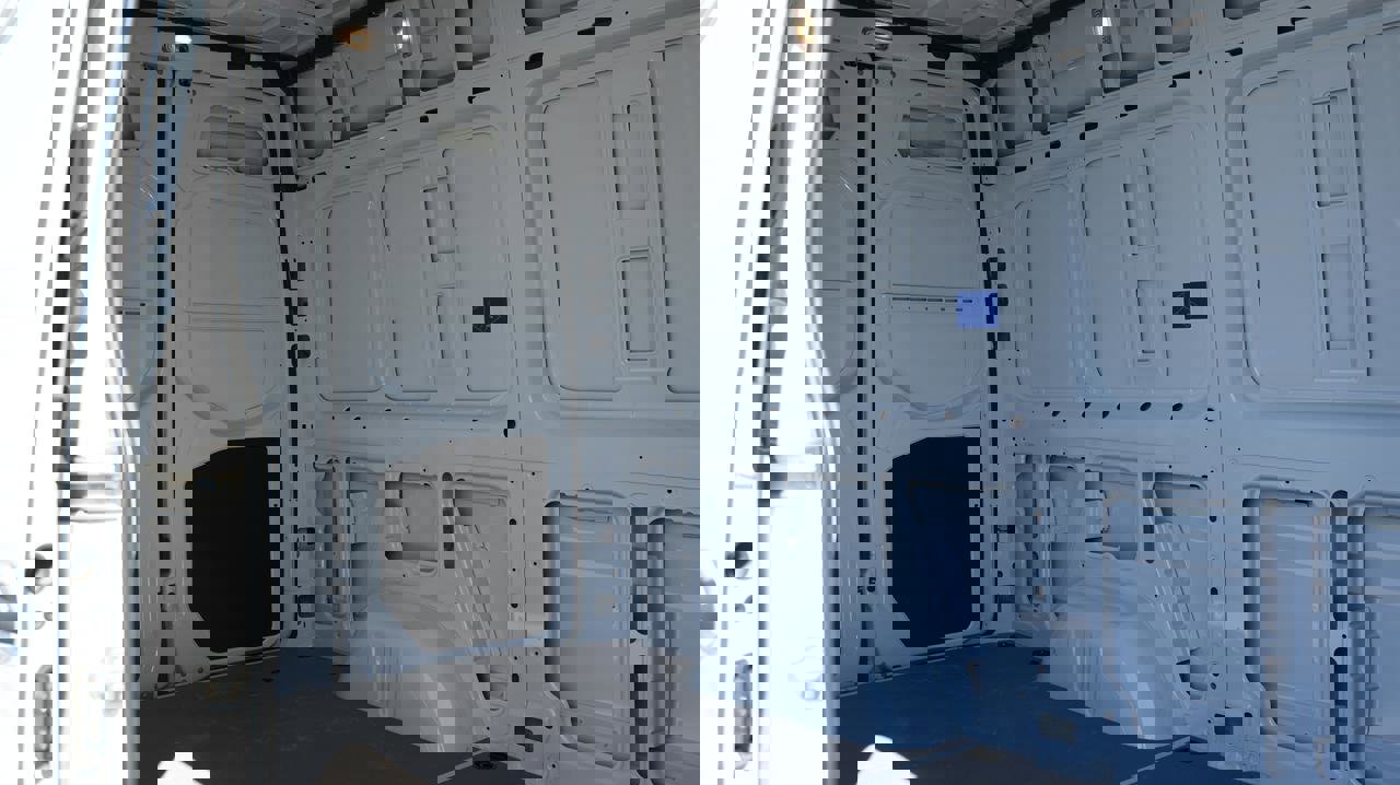Used 2024 Mercedes-Benz Sprinter 144 Cargo image 8