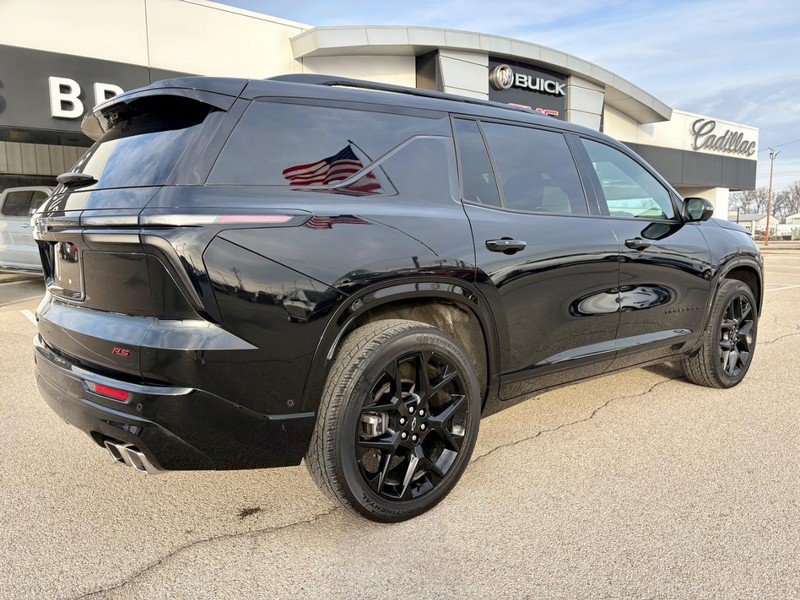 Used 2024 Chevrolet Traverse RS w/ LPO, Floor Liner Package AWD/4WD image 3