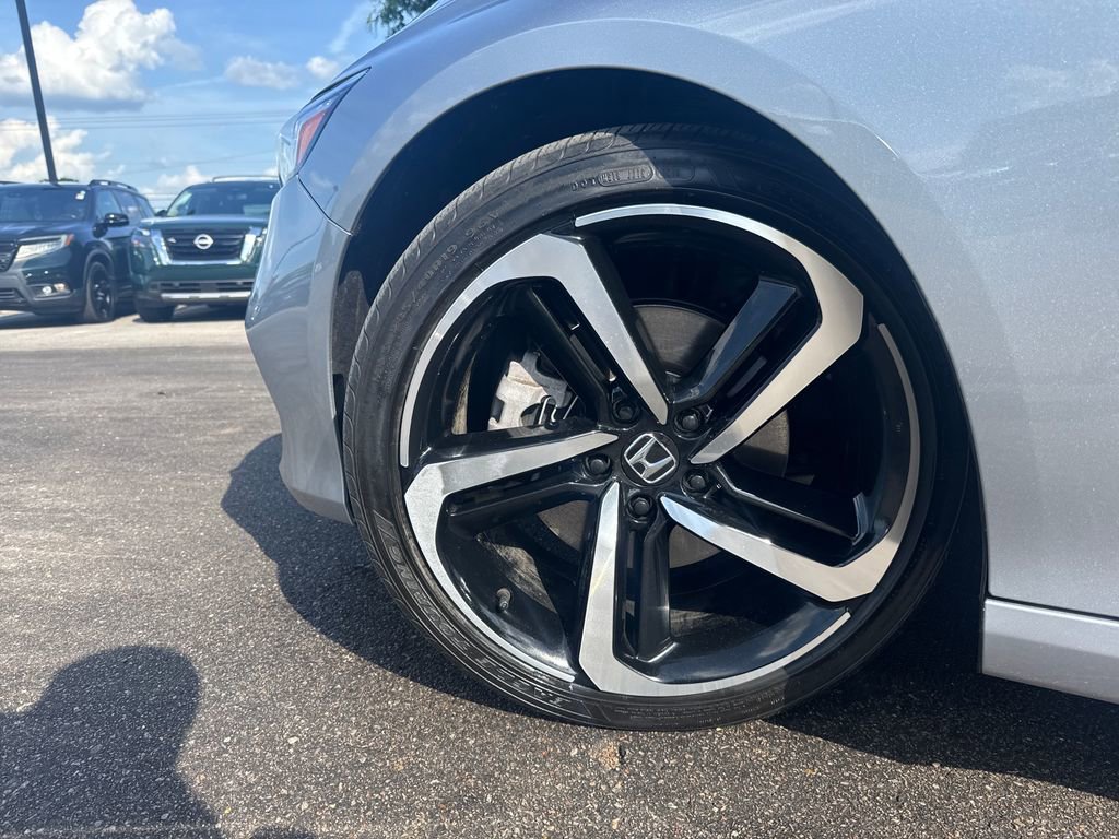 Used 2019 Honda Accord Sport image 28