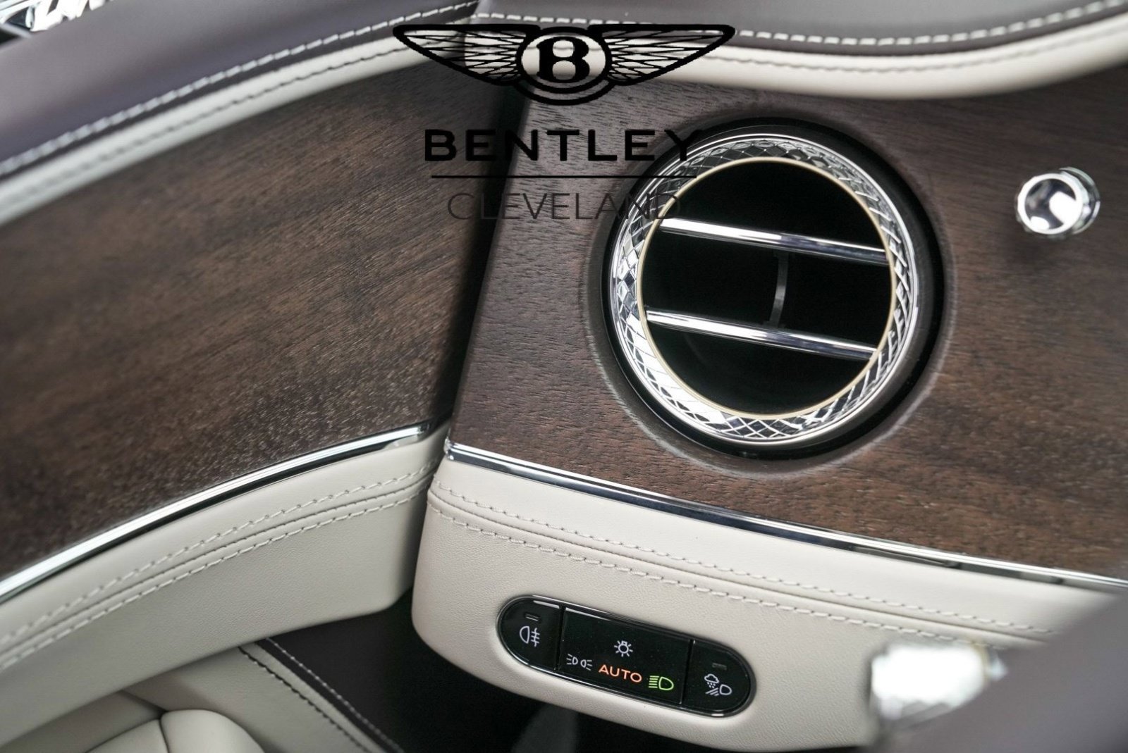 New 2026 Bentley Continental GT AWD/4WD image 9