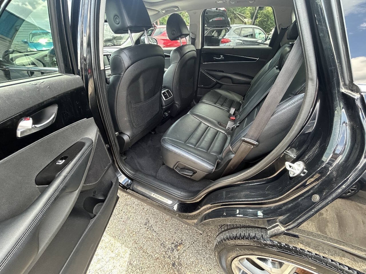Used 2019 Kia Sorento SX w/ SX Touring Package AWD/4WD image 7