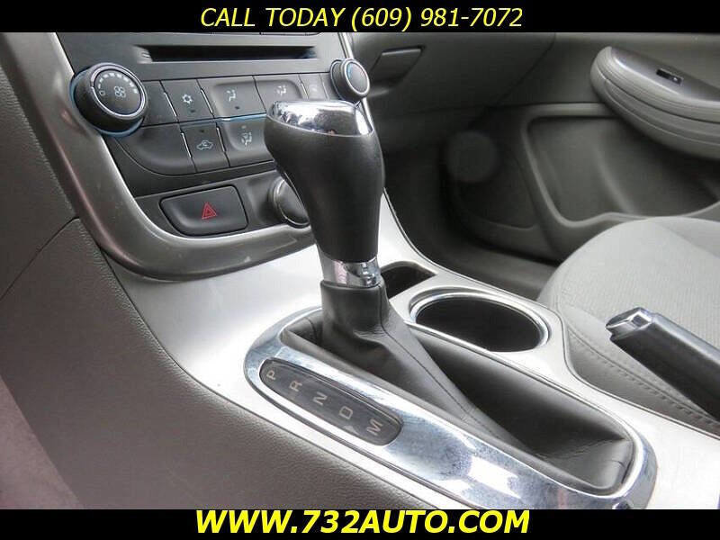 Used 2015 Chevrolet Malibu LS FWD image 13