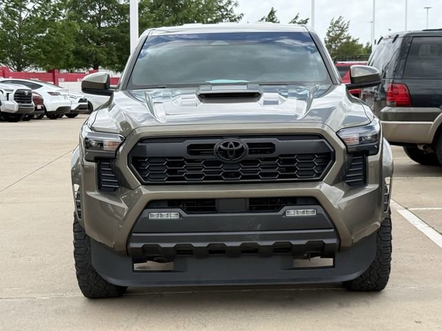 Used 2024 Toyota Tacoma TRD Sport AWD/4WD image 7