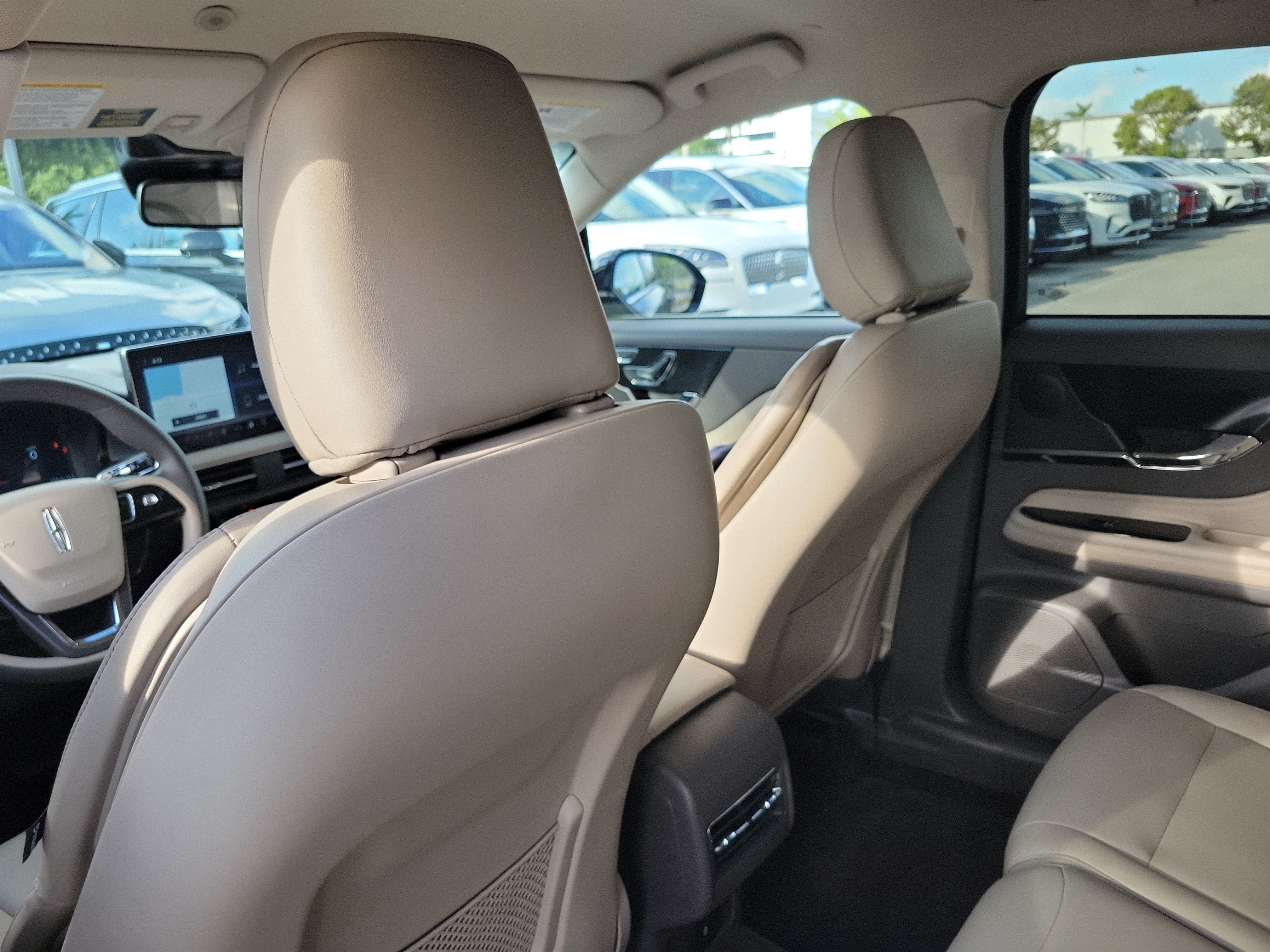 Certified 2023 Lincoln Corsair FWD image 10
