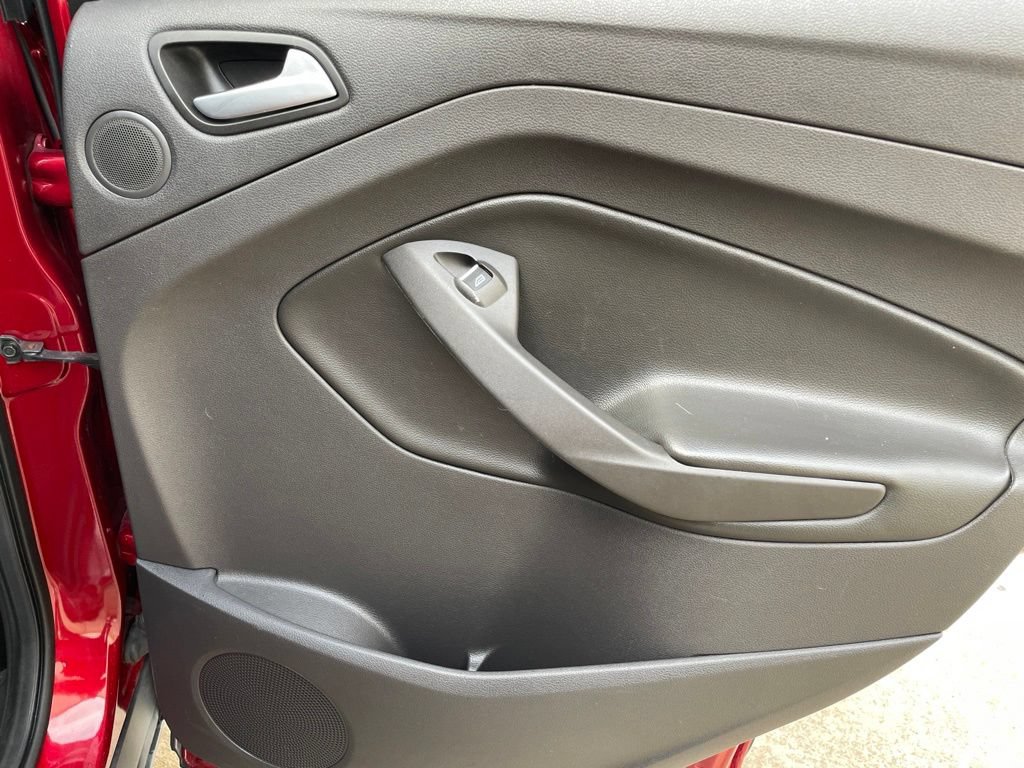 Used 2015 Ford Escape Titanium w/ Equipment Group 301A FWD image 24