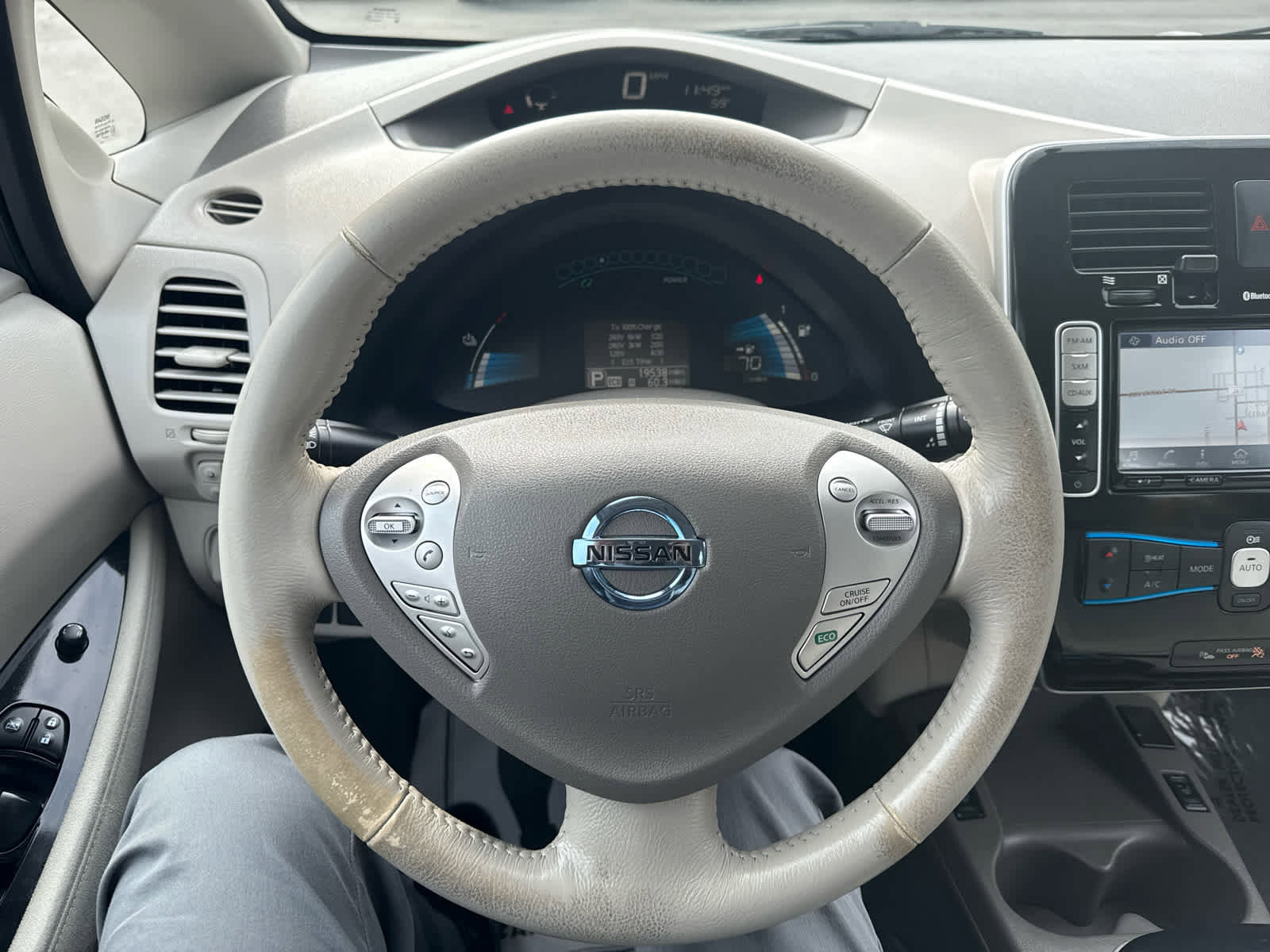 Used 2017 Nissan Leaf SV w/ Premium Package image 20