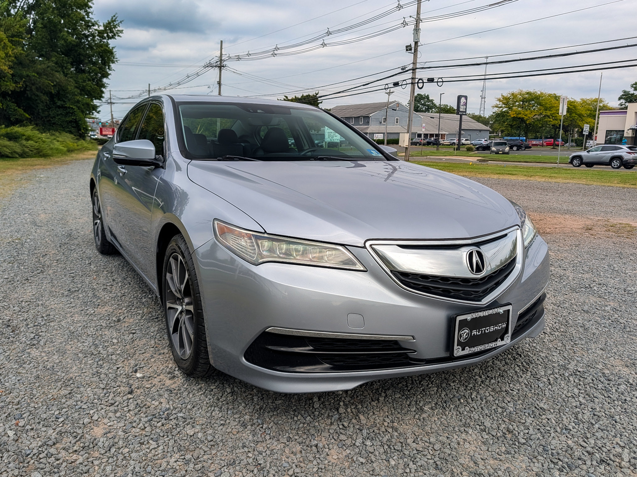 Used 2016 Acura TLX w/ Technology Package AWD/4WD image 3