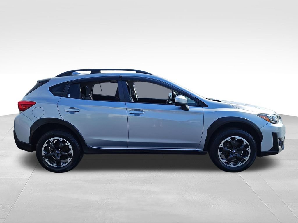 Used 2021 Subaru Crosstrek 2.0i Premium w/ Moonroof Package AWD/4WD image 6