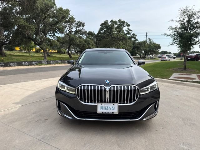 Used 2021 BMW 740i w/ Premium Package RWD image 7