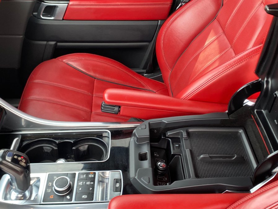 Used 2015 Land Rover Range Rover Sport HSE AWD/4WD image 16
