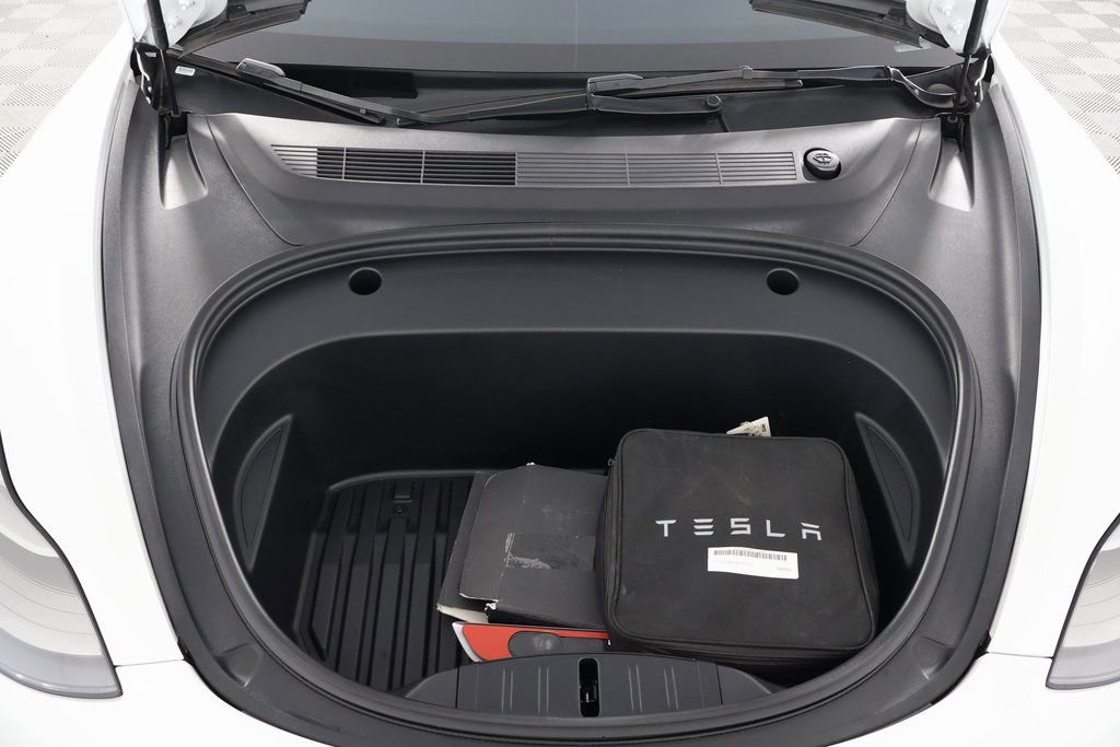 Used 2023 Tesla Model 3 Standard Range image 15