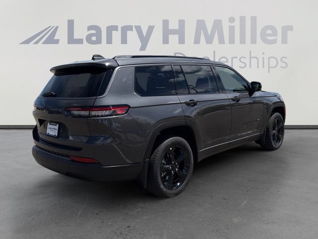 New 2026 Jeep Grand Cherokee L Limited w/ Limited Altitude Package AWD/4WD image 5