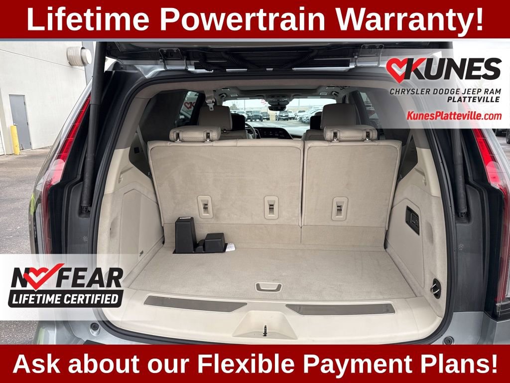 Used 2024 Cadillac Escalade Sport Platinum image 37