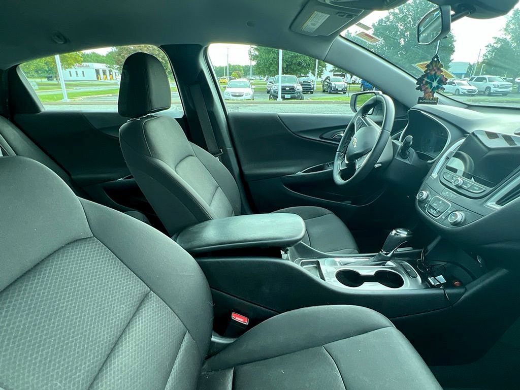 Used 2020 Chevrolet Malibu RS w/ LPO, Convenience Package 2 FWD image 10