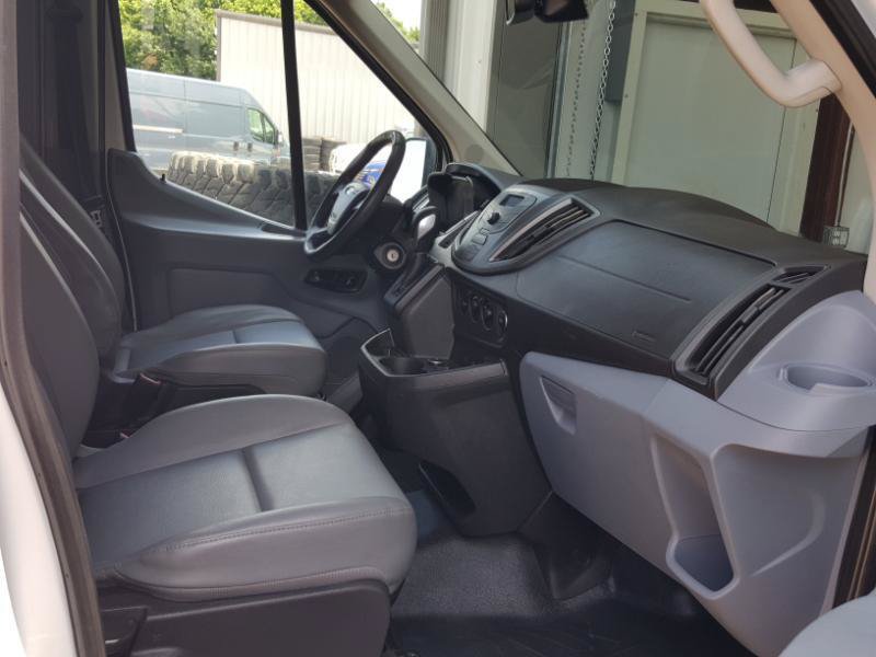 Used 2016 Ford Transit 250 130 Medium Roof RWD image 22