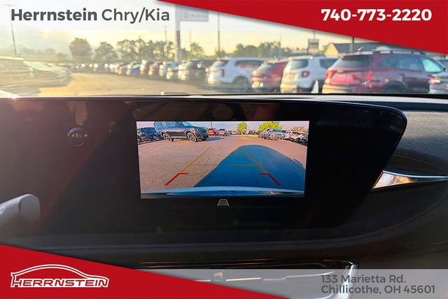 Used 2025 Buick Envista Sport Touring FWD image 18