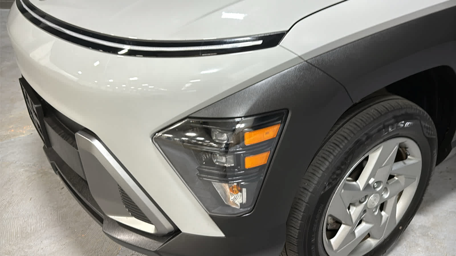 Used 2024 Hyundai Kona SE AWD/4WD image 7