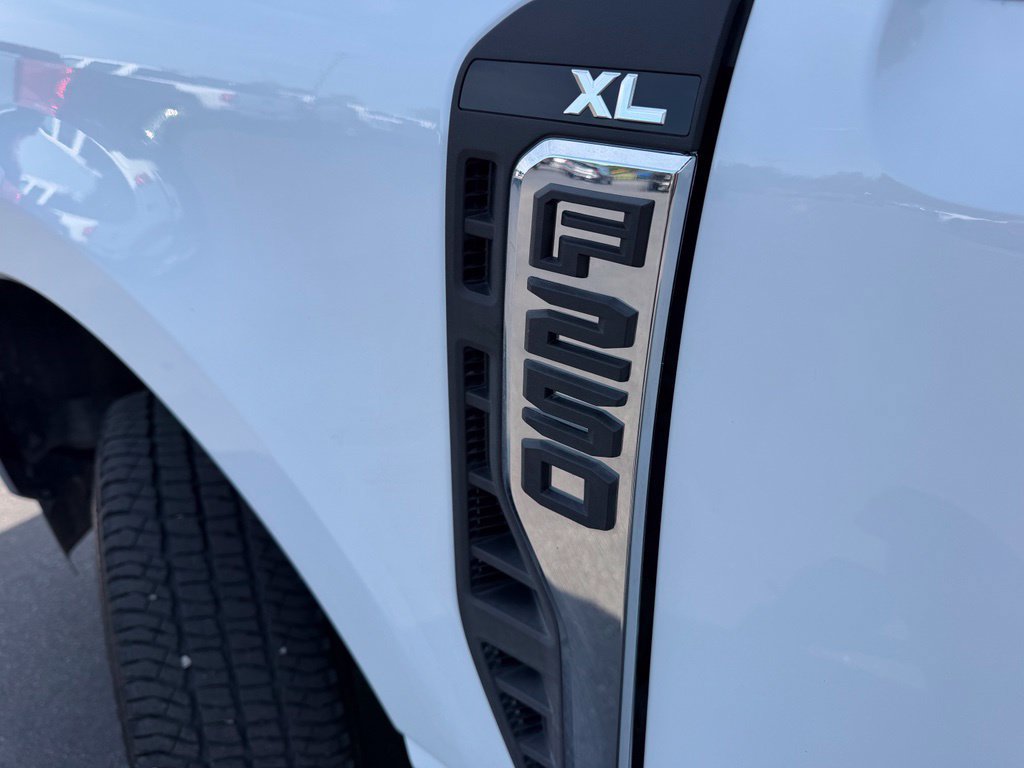 Used 2026 Ford F250 XL AWD/4WD image 10