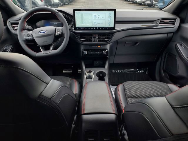 Used 2023 Ford Escape ST-Line w/ Tech Pack #1 AWD/4WD image 5
