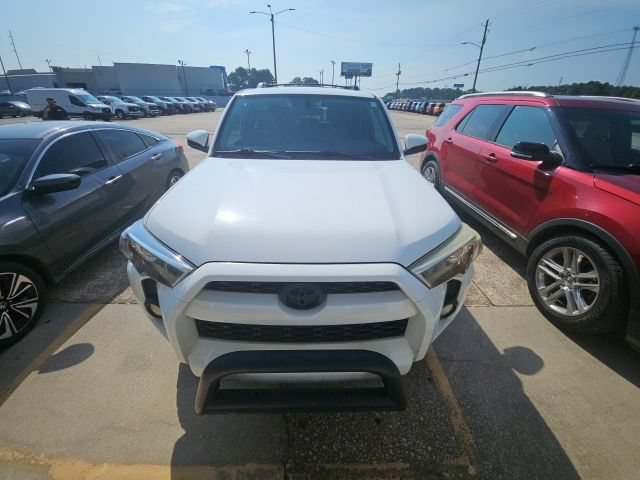 Used 2014 Toyota 4Runner SR5 RWD image 3