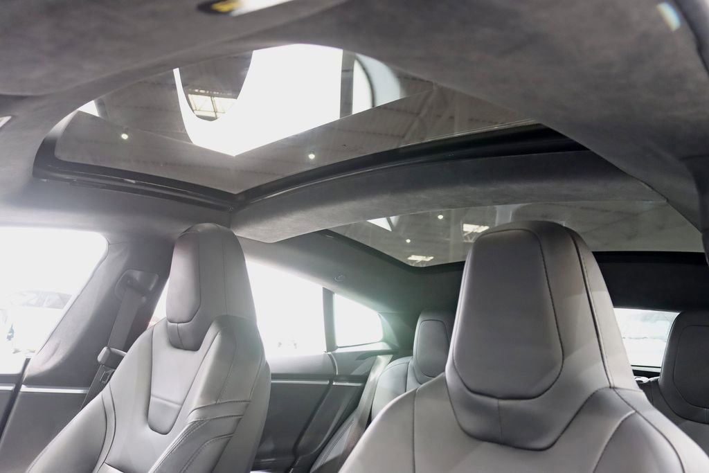 Used 2015 Tesla Model S 85D AWD/4WD image 25