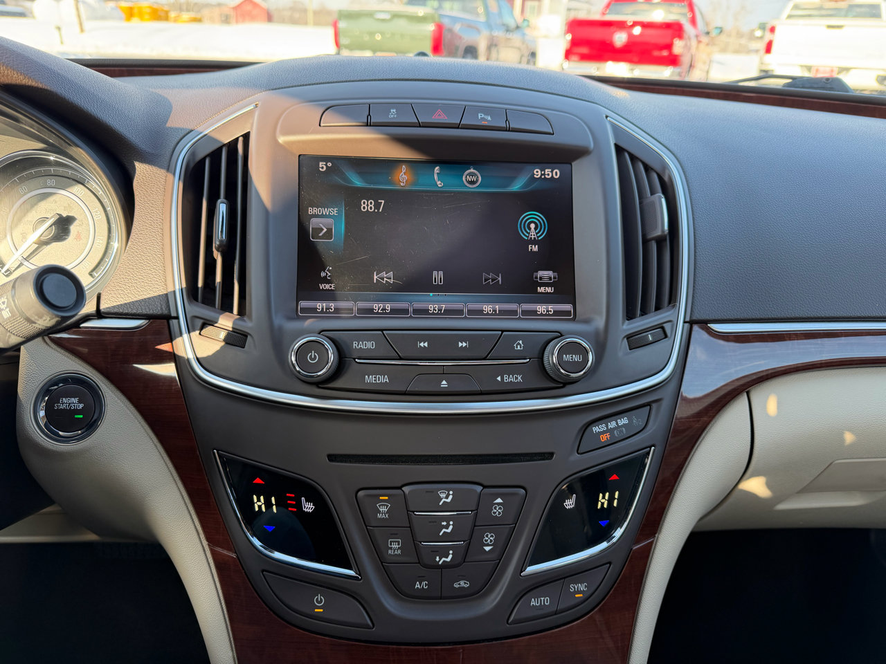 Used 2015 Buick Regal Premium w/ Experience Buick Package image 14