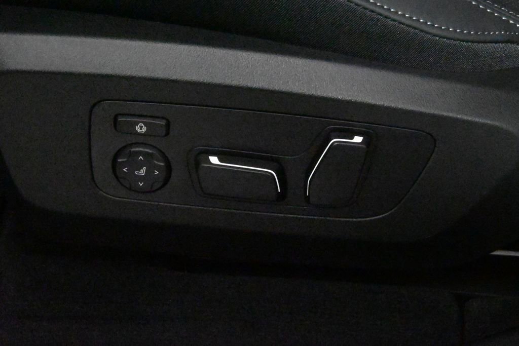 Used 2026 BMW X3 xDrive30 w/ Convenience Package image 26