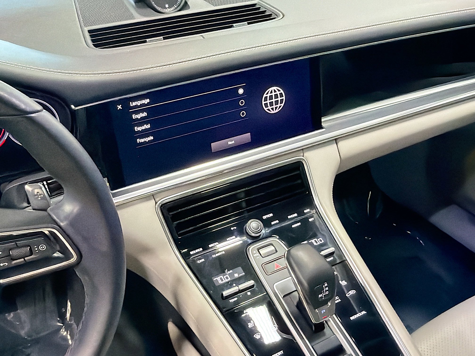 Used 2023 Porsche Panamera image 27