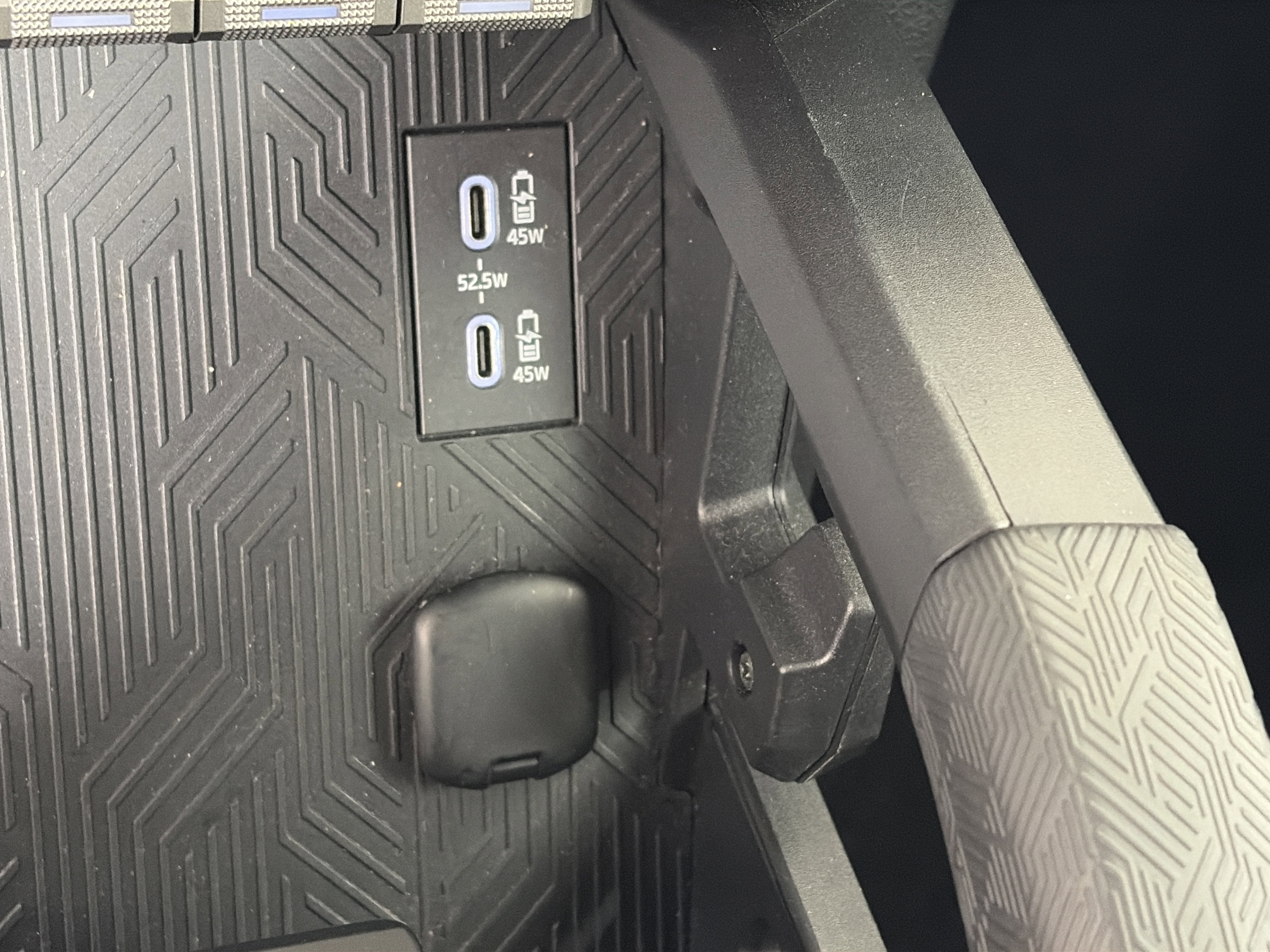 Used 2024 Toyota Tacoma TRD Off-Road image 21