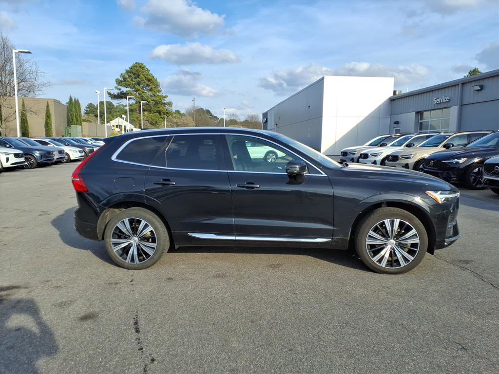 Used 2022 Volvo XC60 B5 Inscription w/ Protection Package Premier image 2