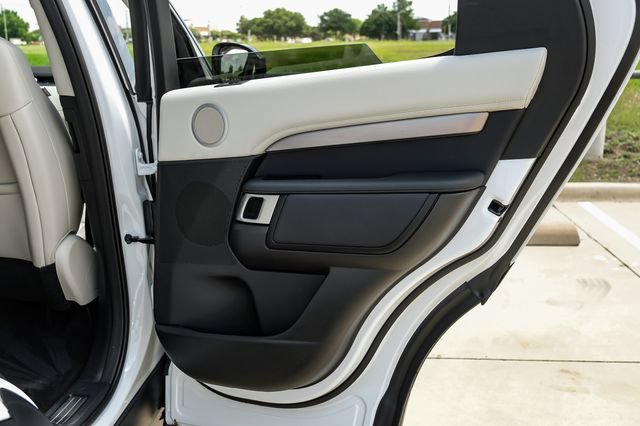 Used 2025 Land Rover Discovery Dynamic SE AWD/4WD image 62