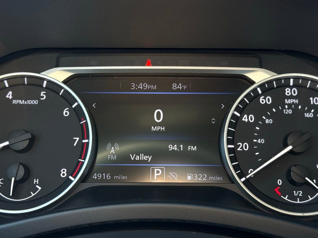 Certified 2025 Nissan Sentra SR image 32