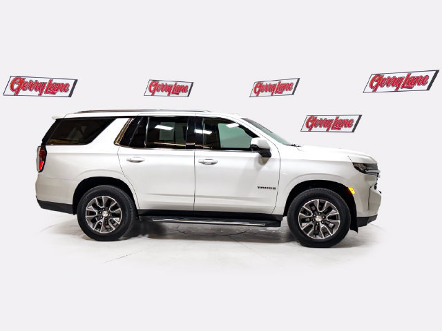 Used 2022 Chevrolet Tahoe LT w/ Luxury Package RWD image 3