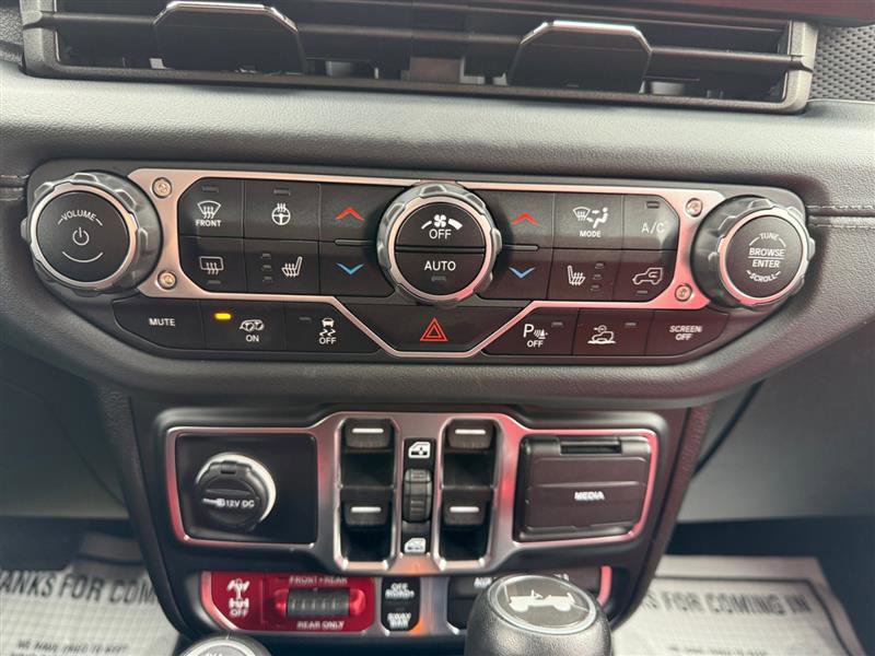 Used 2024 Jeep Wrangler Unlimited Rubicon 392 w/ Dual Top Group image 25