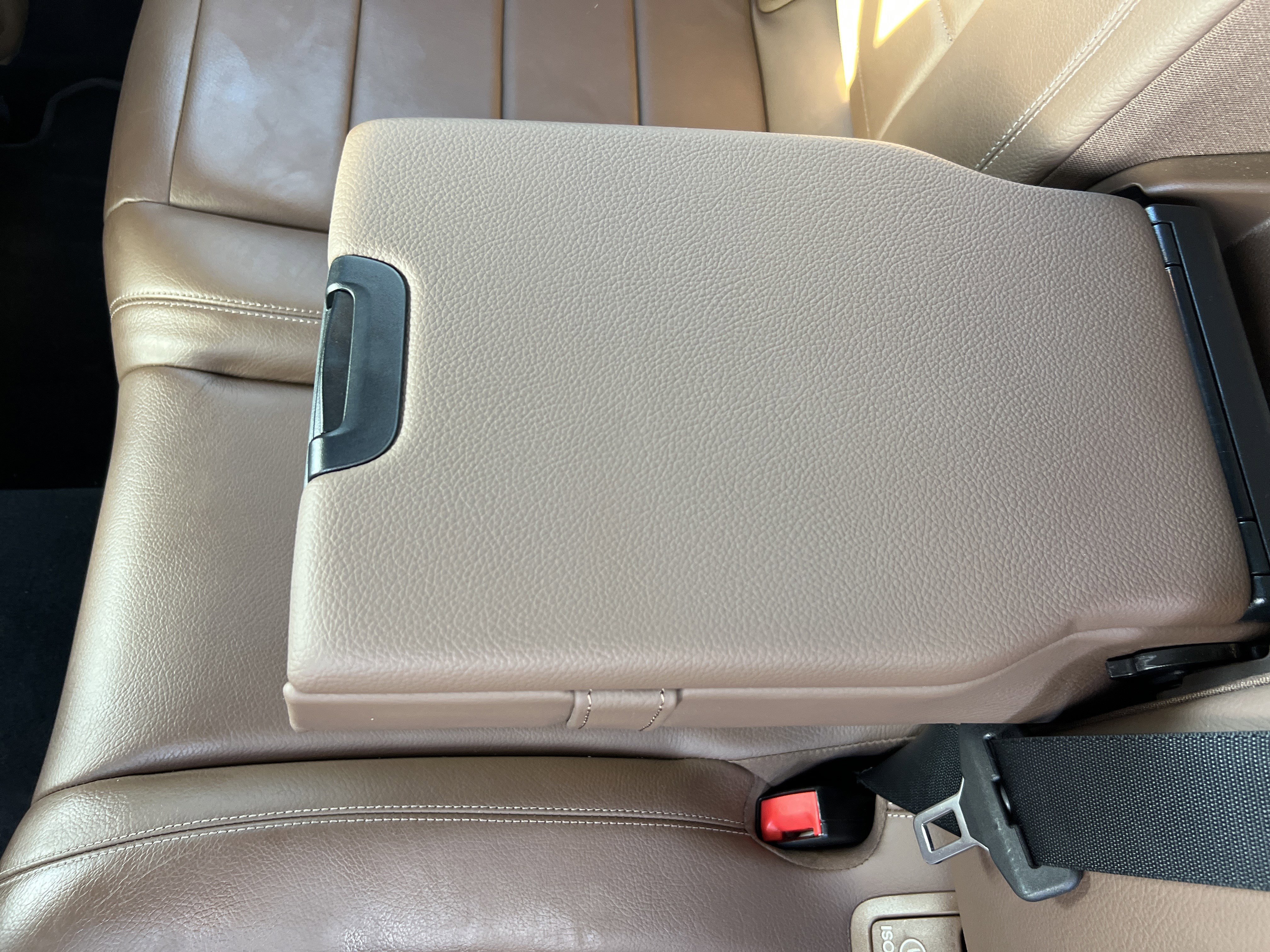 Used 2020 Mercedes-Benz E 350 4MATIC Sedan image 41