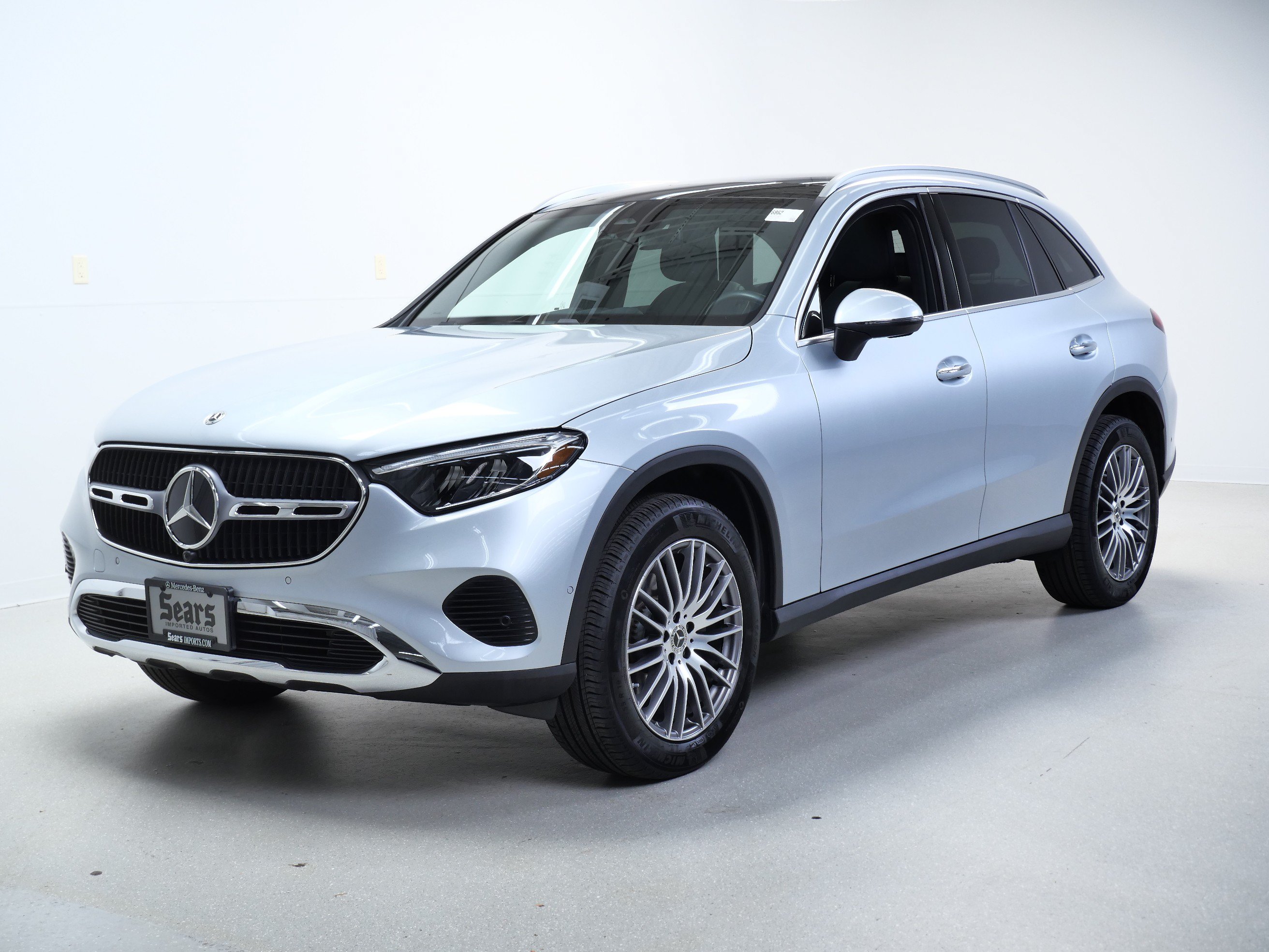 Certified 2026 Mercedes-Benz GLC 300 4MATIC image 8