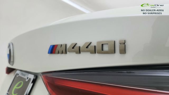 Used 2024 BMW M440i Convertible w/ Premium Package RWD image 24