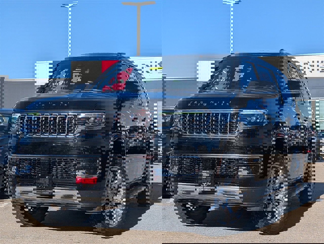 Used 2022 Jeep Wagoneer Series II image 2