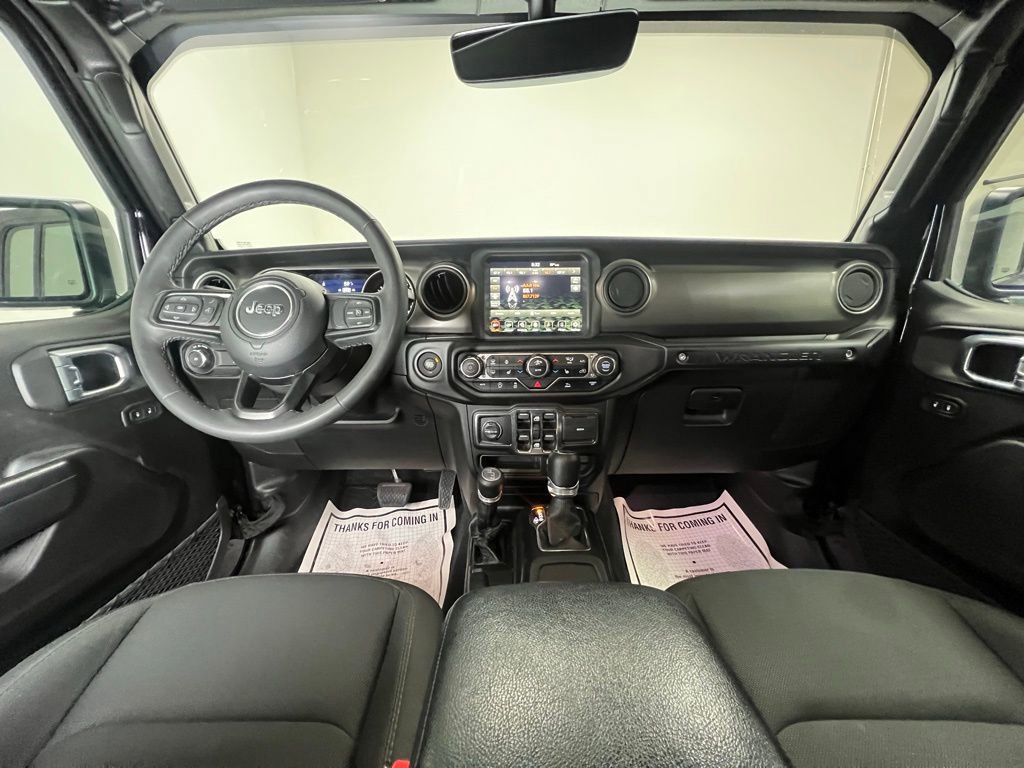 Used 2023 Jeep Wrangler Willys image 10