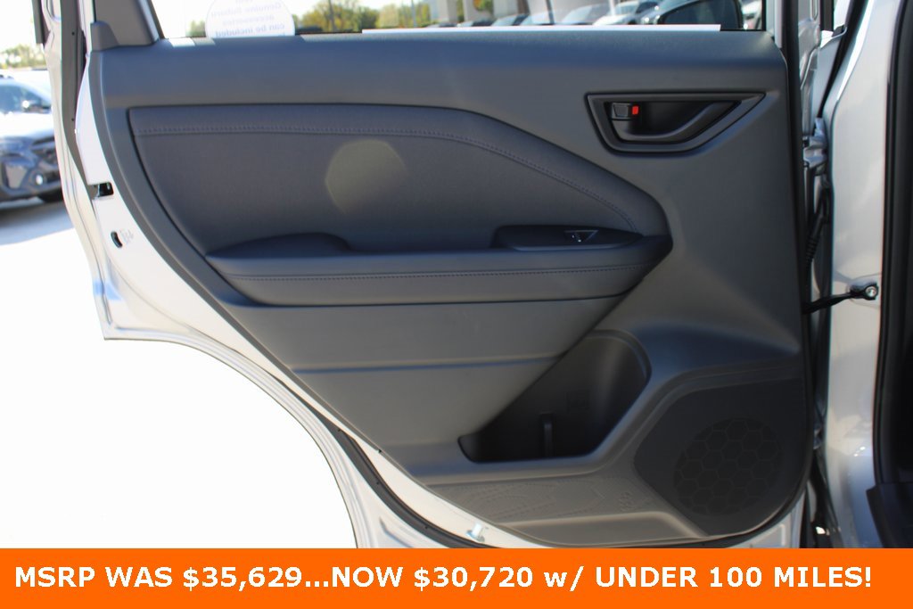 Used 2025 Subaru Forester Premium image 18